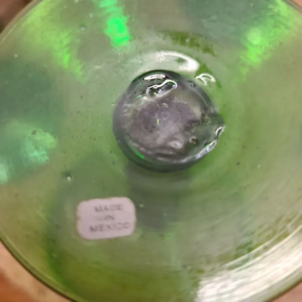 Set of 4 Mexican Hand Blown Tequila Margarita or Martini Glasses Heavy Green Rim